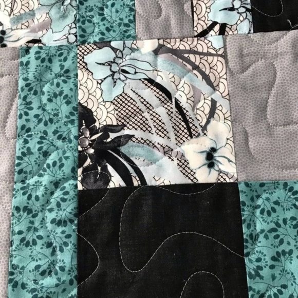 Quilt handcrafted on Machine 58” x 70” New - Picture 3 of 10